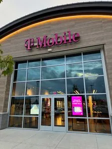 T-Mobile Tuscan Village