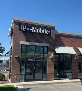 T-Mobile 3205 S & Richmond