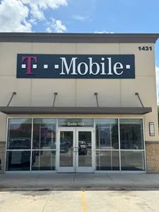 T-Mobile Palo Alto Rd & I-35