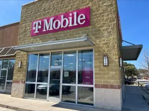T-Mobile Blanco and Wurzbach Pkwy