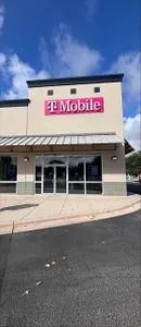 T-Mobile Mainland Dr & Bandera Rd