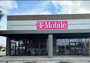 T-Mobile Ih-10 & De Zavala
