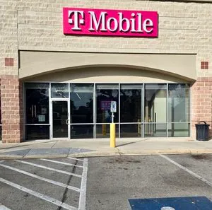 T-Mobile Bandera & Loop 1604