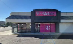 T-Mobile Sierra & 40th