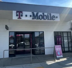T-Mobile Murphy Canyon & Aero