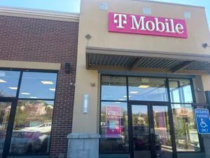 T-Mobile Quarry Bend