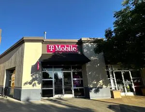 T-Mobile Monterey & Cottage Grove