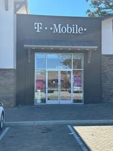 T-Mobile Ocean & Glenwood
