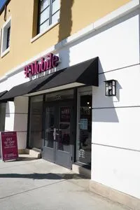 T-Mobile Wilshire & 4th