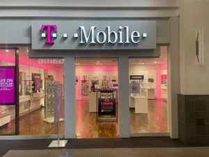 T-Mobile Coddingtown Mall