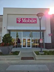 T-Mobile College Mall
