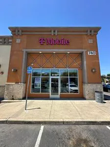 T-Mobile Stony Point Rd & Sebastopol Rd