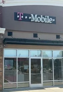 T-Mobile Redwood Rd & Crossroads Blvd