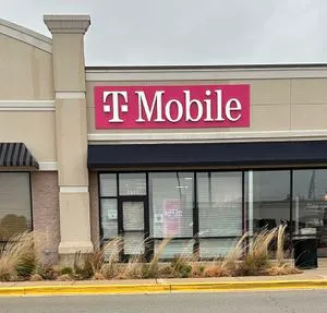 T-Mobile Savoy Plaza
