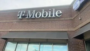 T-Mobile France & Old Shakopee