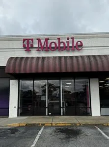 T-Mobile Sandifer Blvd & Wells Hwy