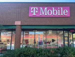 T-Mobile Park Plaza Shopping Center