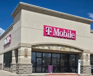 T-Mobile US Hwy 75 & Town Ctr