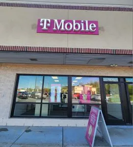 T-Mobile Shippensburg Shopping Center