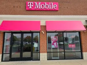 T-Mobile The Shoppes at Cross Keys