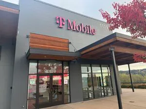 T-Mobile NW Waaga Way & Greaves Way