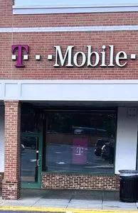 T-Mobile White Oak Shopping Center
