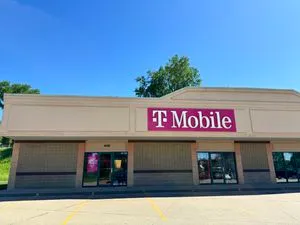 T-Mobile Gordon Dr & Stone Ave