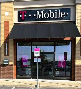 T-Mobile Sam Ridley & Old Nashville