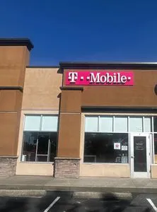 T-Mobile Avenue D & 10th Street