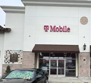 T-Mobile Durfee & Rush