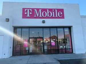 T-Mobile Tweedy Blvd & Otis