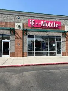 T-Mobile Findley Ave & S Federal Way