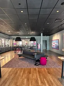 T-Mobile Grand Pkwy & Birnham Woods