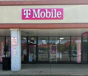 T-Mobile N Atherton St & Martin St