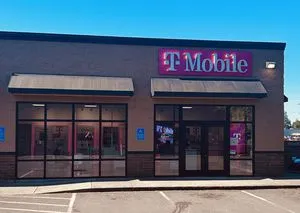 T-Mobile Stayton Shops