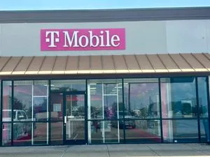 T-Mobile N Wolfe Nursery Rd & Washington St