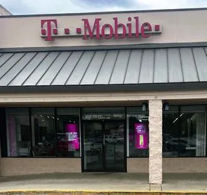 T-Mobile S Hairston Rd & Redan Rd