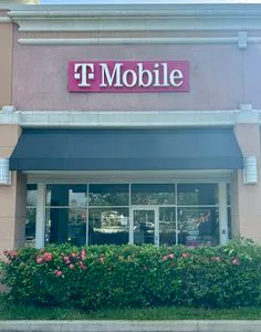 T-Mobile SE Fed Hwy & SE Monterey Rd
