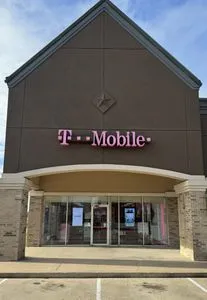 T-Mobile S Highway 6 & Atterbury Dr