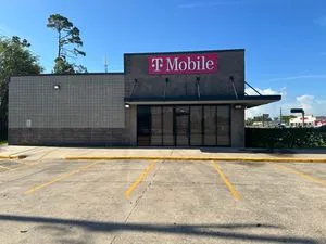 T-Mobile N Cities Svc Hwy & Dubach Dr