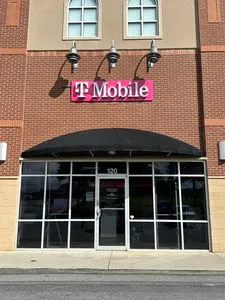 T-Mobile Peachtree Industrial & Moore