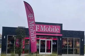 T-Mobile Main & Green