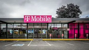 T-Mobile 6th & Pearl