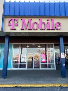 T-Mobile Takoma/Langley Crossroads