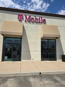 T-Mobile Winchester Rd & Promenade Mall W