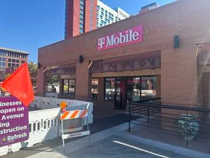 T-Mobile S Mill Ave & W University Dr