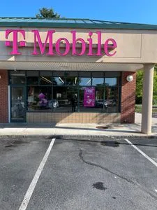 T-Mobile The Shops at Wamesit Place