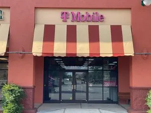 T-Mobile Wedgewood Lane in the Villages