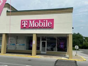 T-Mobile Thorndale Shopping Center