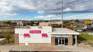 T-Mobile 88th & Washington